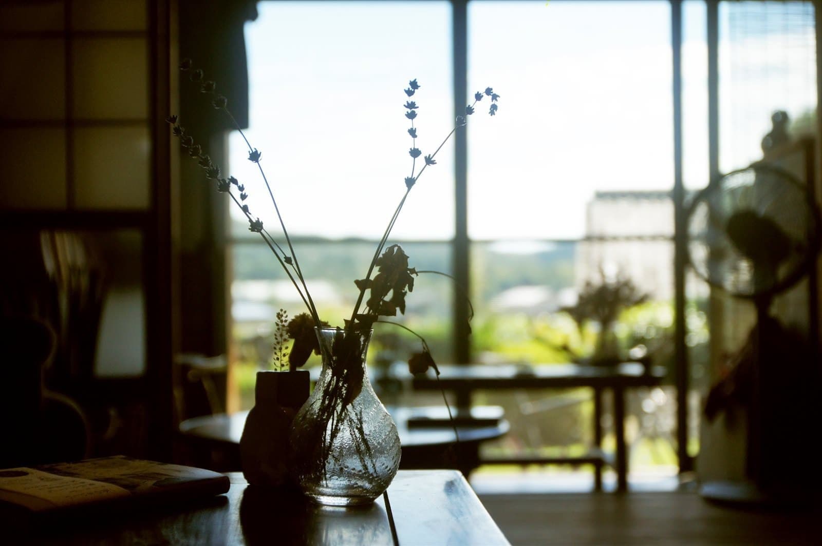 コーヒーと家具のお店「hajimari」ハジマリ