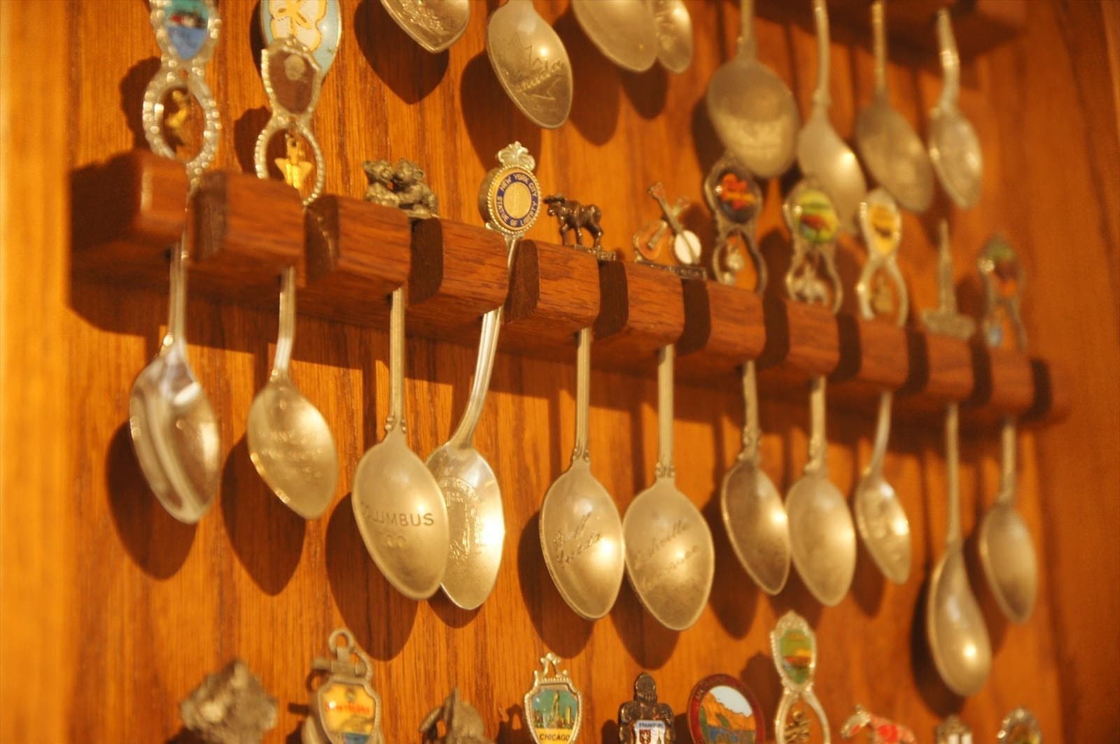 コーヒーと家具のお店「hajimari」ハジマリ