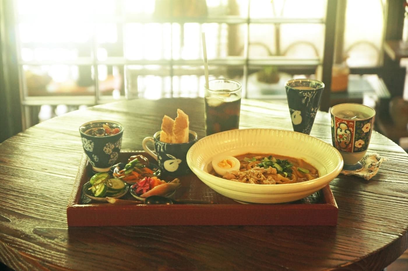 茨城・大子、アンティーク雑貨 & こぢんまりカフェ 葵陽